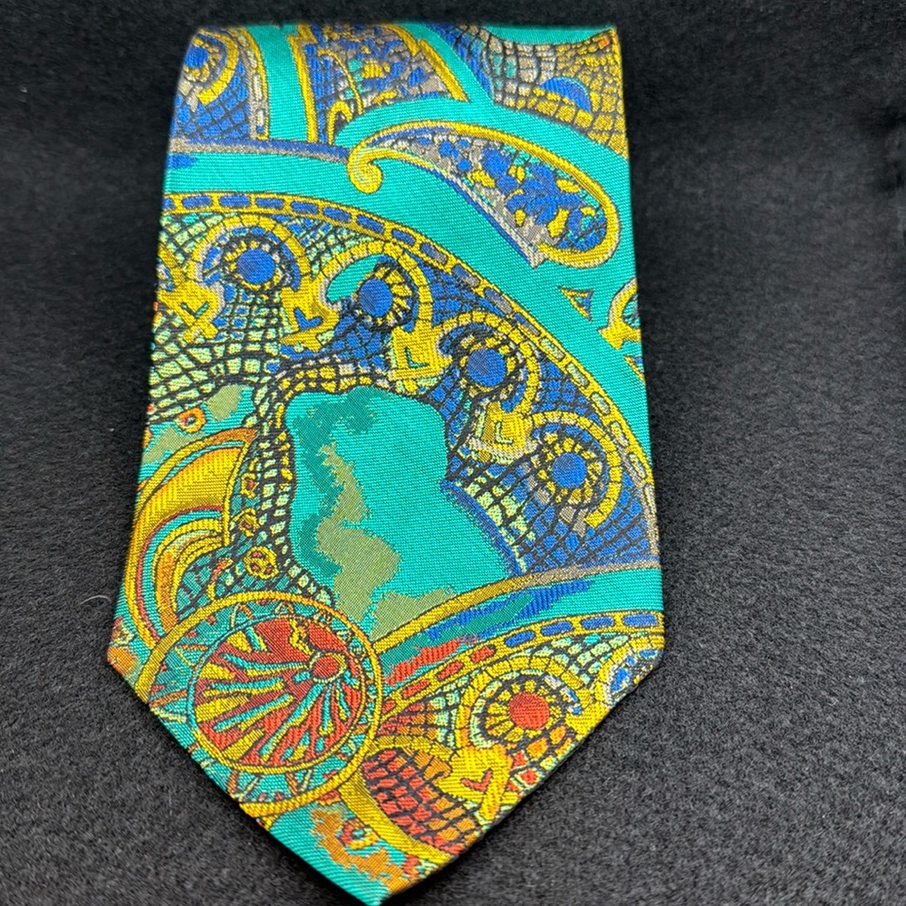 Topknot Silk Tie